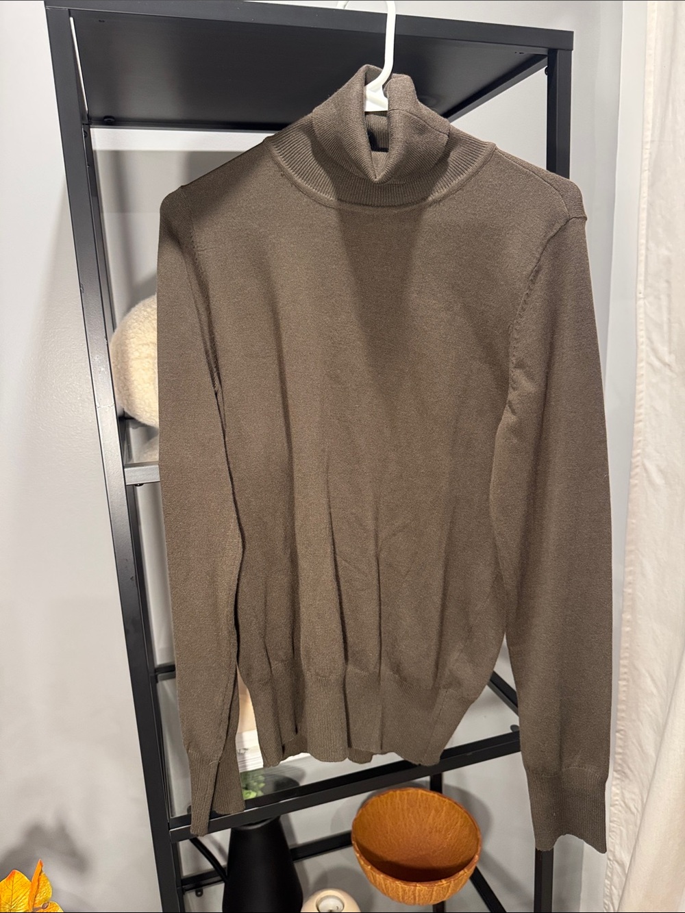 021.Women Brown Turtleneck Sweater - Classic Knit